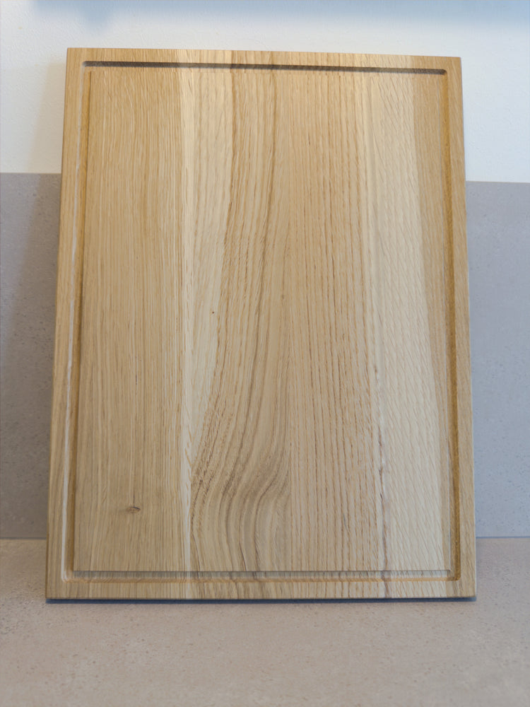 Cutting board oak with juice channel